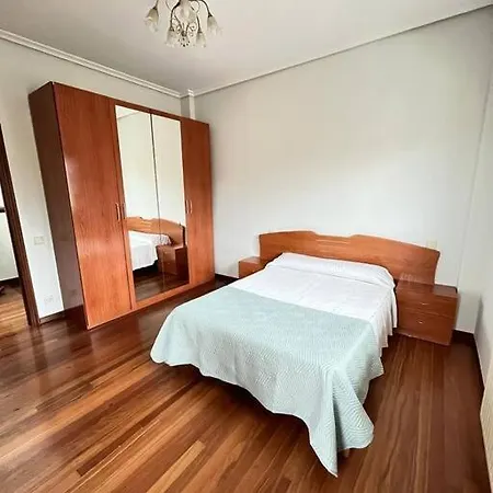 Casa Con Jardin Cerca De Santander Holiday home Camargo